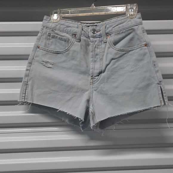 Wild Fable Women's Jeans Shorts Size 2 Blue High Rise Cut Off Light Wash Denim - Picture 5 of 14